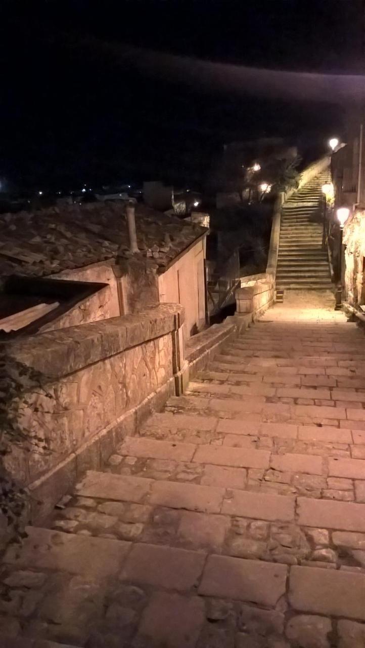 Dimora Del Pero Villa Palazzolo Acreide Exteriör bild